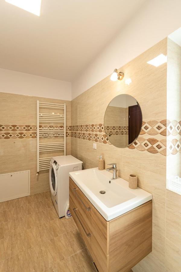Citadel Apartament'S Rîşnov Ngoại thất bức ảnh