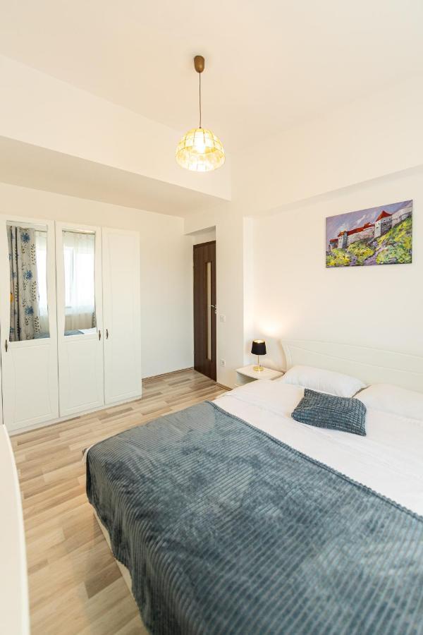 Citadel Apartament'S Rîşnov Ngoại thất bức ảnh
