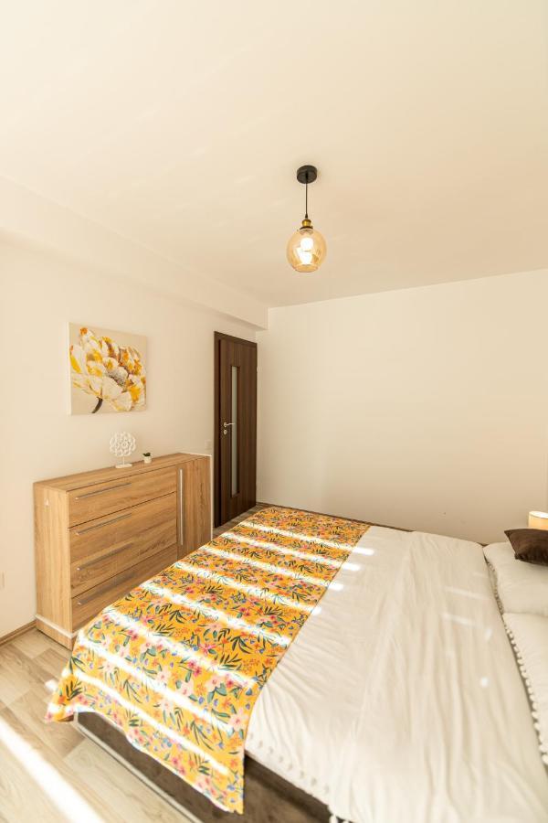 Citadel Apartament'S Rîşnov Ngoại thất bức ảnh