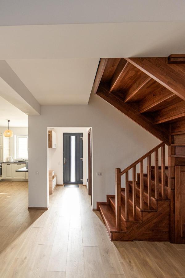 Citadel Apartament'S Rîşnov Ngoại thất bức ảnh