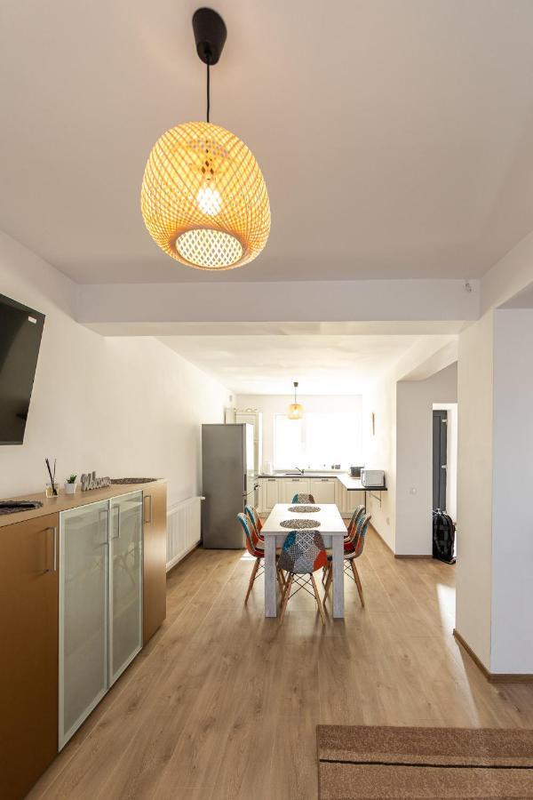 Citadel Apartament'S Rîşnov Ngoại thất bức ảnh
